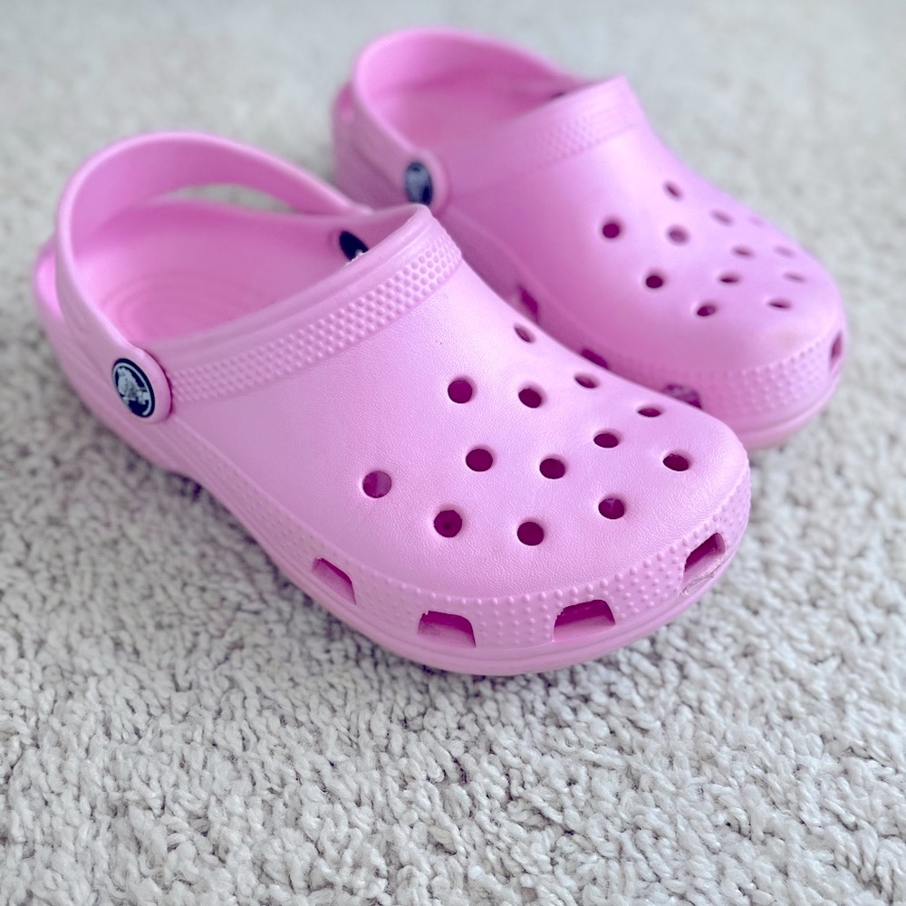 Big girls Crocs- size 1 pink